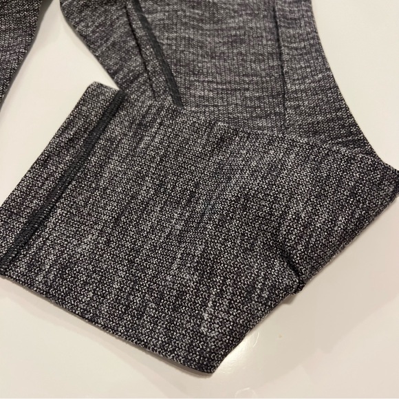 NEW Lululemon Wunder Under Crop Gray Leggings Size 6 - Picture 2 of 9